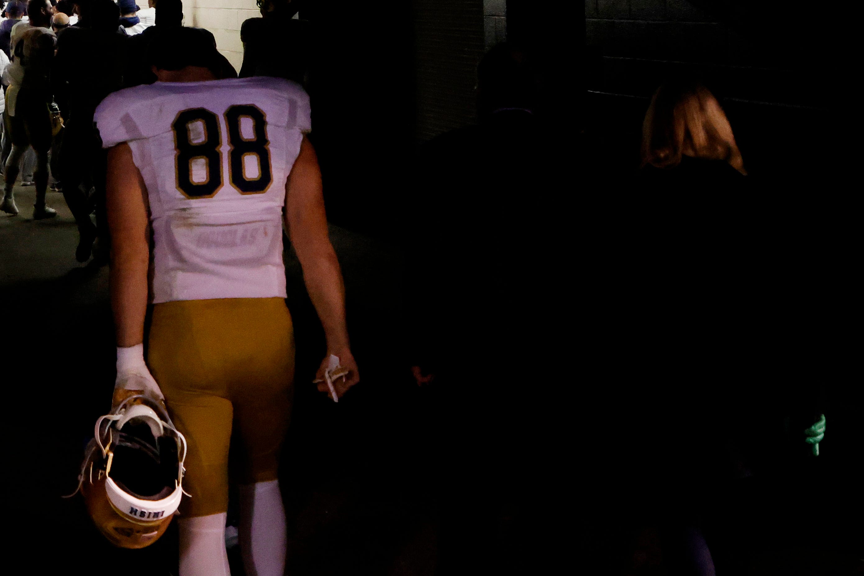 Nov 13, 2021; Charlottesville, Virginia, USA; Notre Dame Fighting Irish tight end Mitchell Evans (88) walks into the tunnel after the game against the against the Virginia Cavaliers at Scott Stadium. Mandatory Credit: Geoff Burke-USA TODAY Sports
